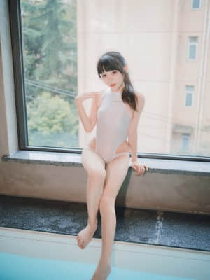 My Telegram Swimsuit Collection_photo_1648@31-01-2021_20-03-21