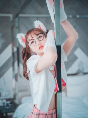 孫樂樂 [DJAWA] Cute Pink - Son Ye-Eun (손예은)_14
