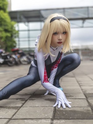 糕糕兽 - spider gwen_32：d3gxLnNpbmFpbWcuY24vbGFyZ2UvOTA3ZGVlOGFneTFnamRucnJnemU4ajI1Nm8zZ2c0cXIuanBn0.jfif