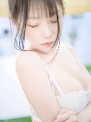 香草喵露露 - 阳光庭院制服_35